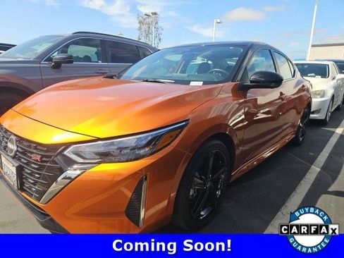 Used 2025 Nissan Sentra SR w/ SR Premium Package FWD image 1
