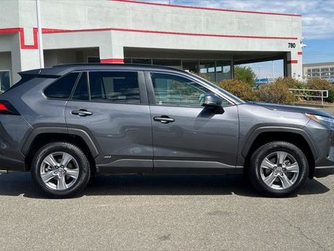 Certified 2024 Toyota RAV4 XLE w/ Convenience Package AWD/4WD image 6