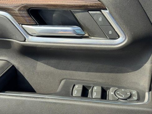 Used 2022 Chevrolet Silverado 1500 RST image 23