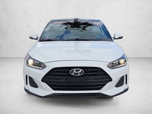 Used 2019 Hyundai Veloster 2.0 Premium image 2