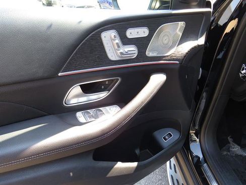 Used 2022 Mercedes-Benz GLS 450 4MATIC image 8
