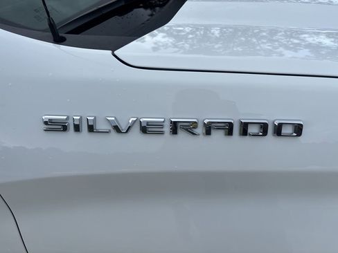 Used 2026 Chevrolet Silverado 1500 LT AWD/4WD image 4