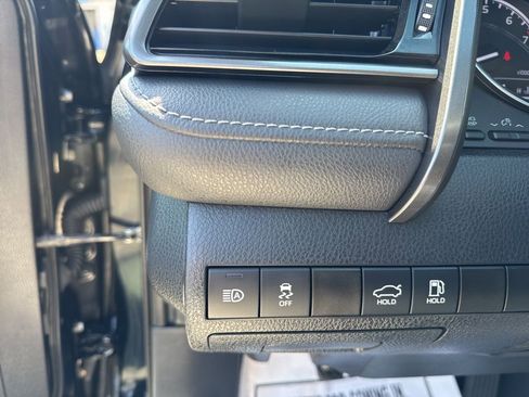 Used 2020 Toyota Camry SE image 20