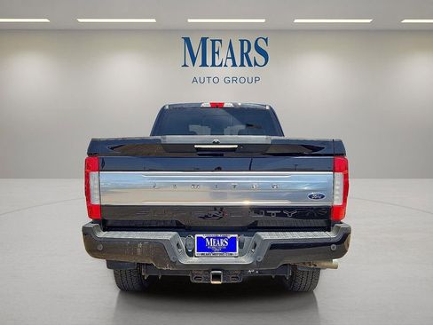 Used 2019 Ford F250 Limited image 4