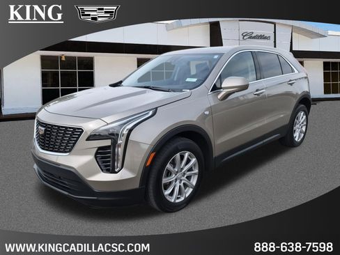 Certified 2023 Cadillac XT4 Luxury w/ Cold Weather Package FWD image 1