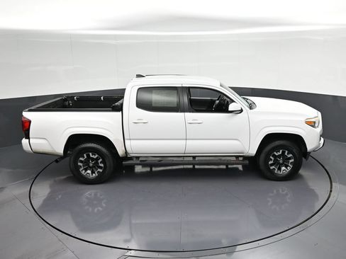 Used 2019 Toyota Tacoma SR w/ SR Convenience Package RWD image 22