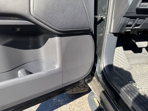 Used 2025 Lexus GX 550 image 15