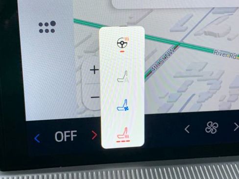 Certified 2025 Ford Explorer Platinum w/ Ultimate Package image 25