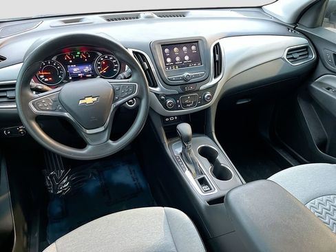 Used 2022 Chevrolet Equinox LS w/ LS Convenience Package image 20