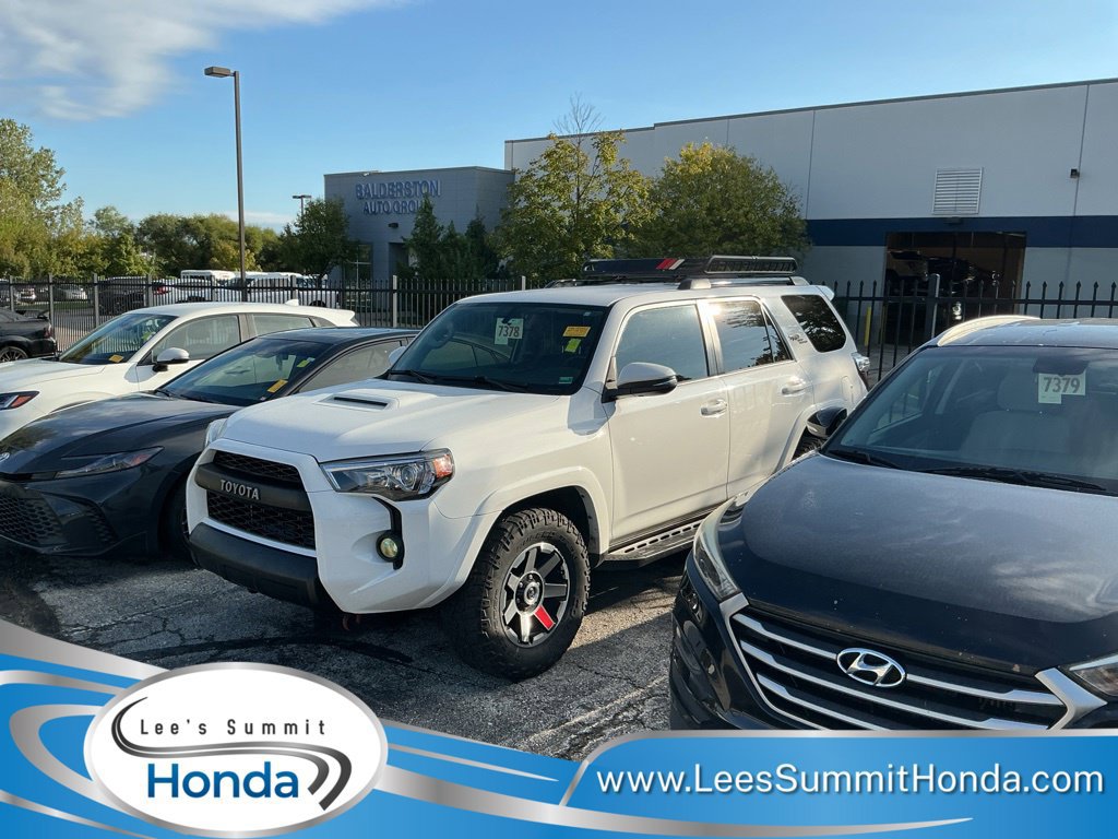 Used 2017 Toyota 4Runner TRD Off-Road Premium AWD/4WD image 1