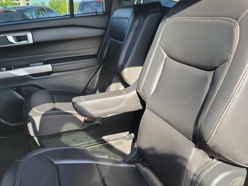 Certified 2023 Ford Explorer XLT w/ Equipment Group 202A RWD image 16