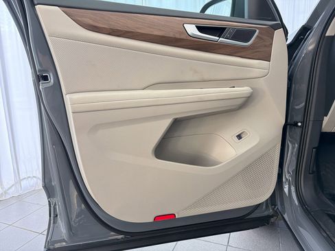 New 2026 Volkswagen Atlas SE image 21