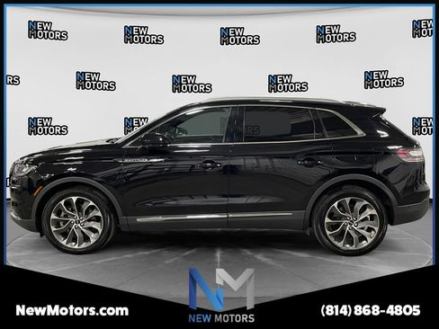 Used 2022 Lincoln Nautilus Reserve w/ Equipment Group 201A AWD/4WD image 2