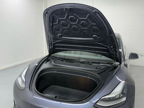 Used 2018 Tesla Model 3 Long Range image 37