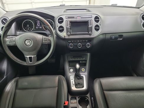 Used 2017 Volkswagen Tiguan Wolfsburg Edition FWD image 13