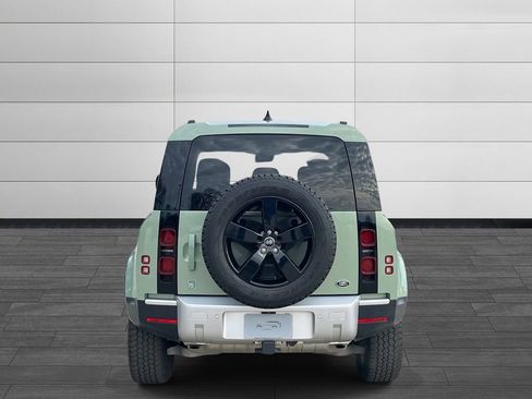 Used 2023 Land Rover Defender 110 75th Limited Edition image 4