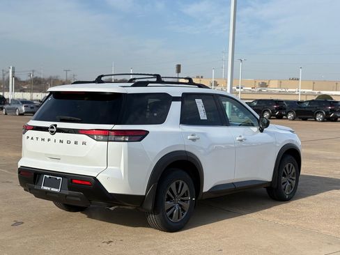 New 2026 Nissan Pathfinder SV image 6