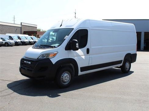 New 2025 RAM ProMaster 3500 w/ Power Group image 16