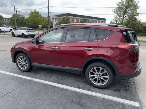 Used 2018 Toyota RAV4 Limited w/ All Weather Liner Package AWD/4WD image 3