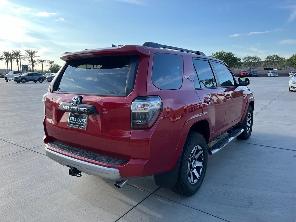 Used 2020 Toyota 4Runner TRD Off-Road AWD/4WD image 5