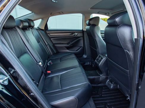 Used 2021 Honda Accord EX-L image 18