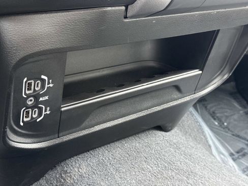 Used 2024 RAM 2500 Big Horn w/ Bed Utility Group image 6