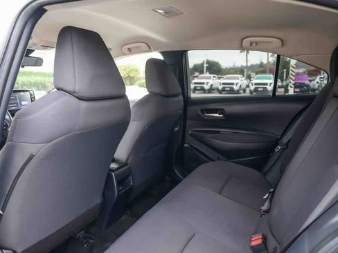 Used 2021 Toyota Corolla LE w/ Carpet Mat Package (TMS) FWD image 18