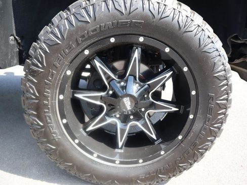 Used 2017 GMC Sierra 1500 SLT RWD image 18