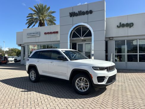 New 2026 Jeep Grand Cherokee Laredo X image 1
