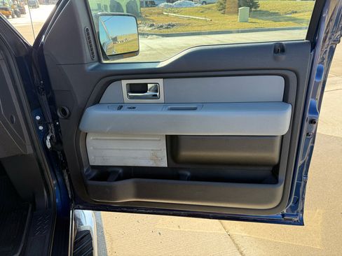 Used 2011 Ford F150 XLT w/ XLT Chrome Pkg image 27