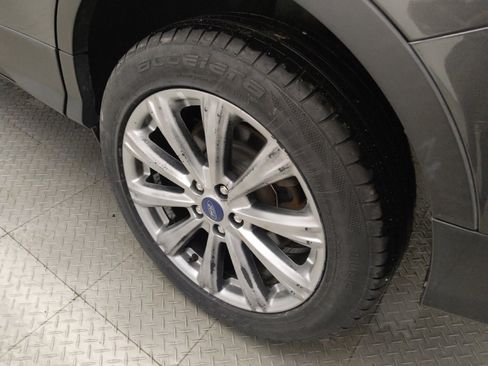 Used 2018 Ford Escape Titanium AWD/4WD image 31