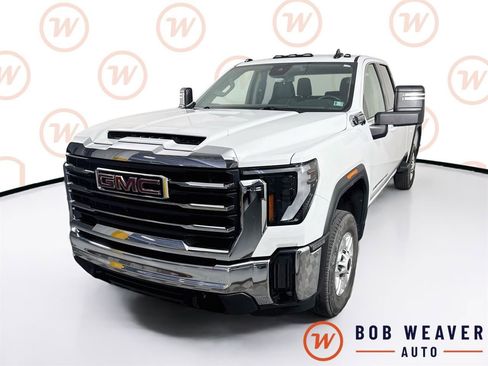 Used 2025 GMC Sierra 2500 SLE w/ SLE Value Package; AWD/4WD image 3