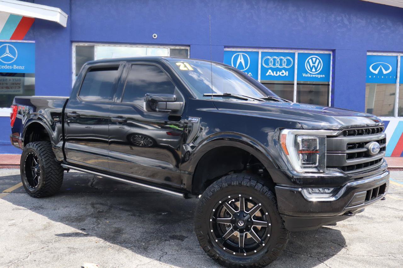 Used 2021 Ford F150 Lariat w/ Equipment Group 502A High AWD/4WD image 3