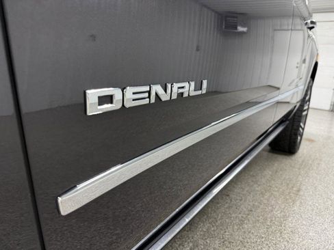 Used 2018 GMC Yukon XL Denali w/ Denali Ultimate Package image 7