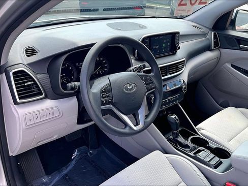 Used 2020 Hyundai Tucson SEL FWD image 9