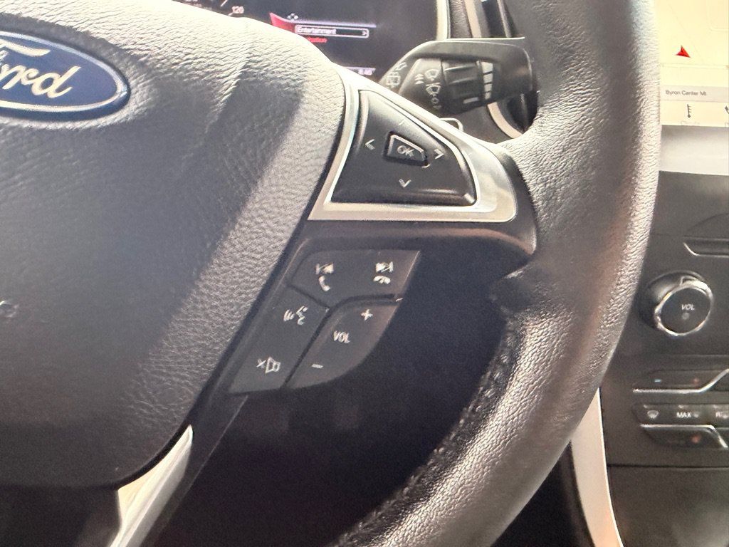 Used 2016 Ford Edge SEL w/ Canadian Touring Package AWD/4WD image 21