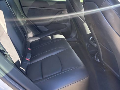 Used 2022 Tesla Model 3 Performance image 19
