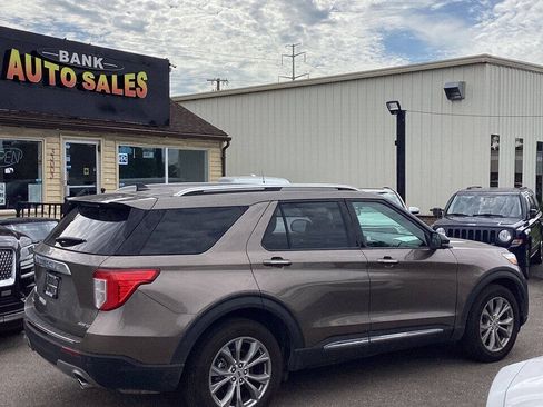 Used 2021 Ford Explorer Limited w/ Equipment Group 301A AWD/4WD image 1