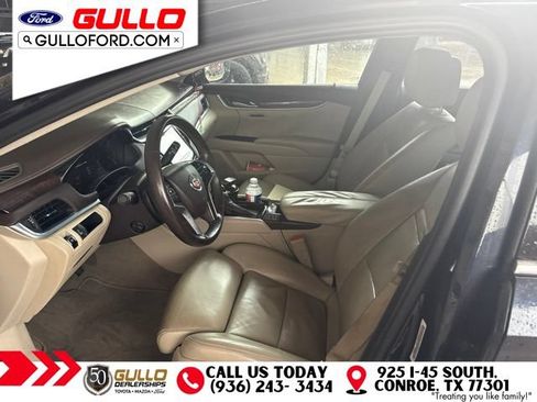 Used 2014 Cadillac XTS Luxury w/ Driver Awareness Package FWD image 4