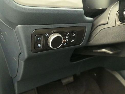 New 2026 Ford Maverick XL w/ Equipment Group 101A AWD/4WD image 14