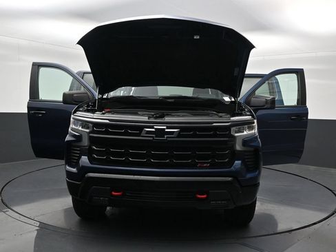 Used 2022 Chevrolet Silverado 1500 LT Trail Boss AWD/4WD image 36