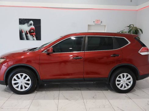 Used 2016 Nissan Rogue S AWD/4WD image 6