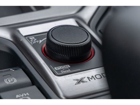 Used 2021 Subaru Forester Premium image 27