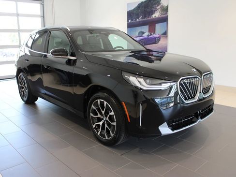 New 2026 BMW X3 xDrive30i w/ Convenience Package AWD/4WD image 2