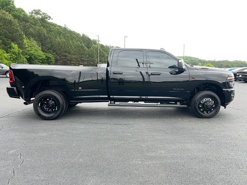 Used 2025 RAM 3500 Big Horn AWD/4WD image 4