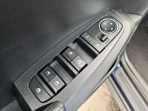 Used 2026 Kia Seltos LX FWD image 12
