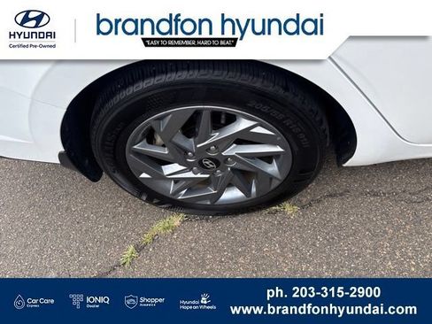 Certified 2024 Hyundai Elantra SEL FWD image 34