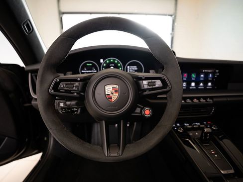 Used 2026 Porsche 911 Targa 4 GTS image 15