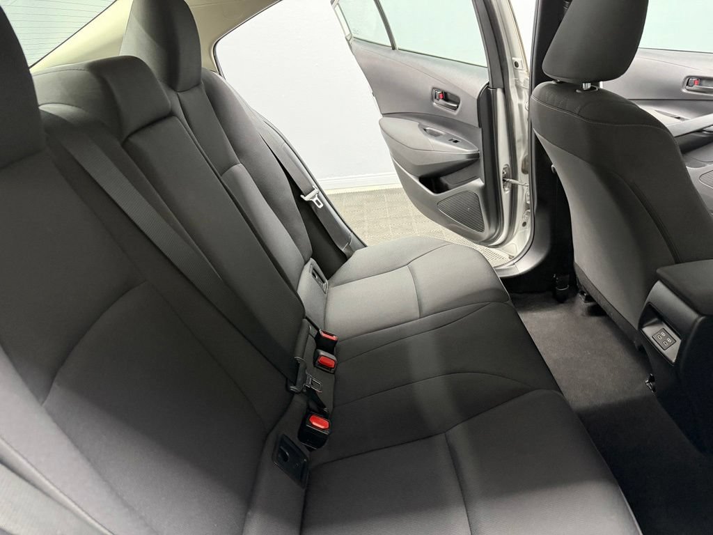 Used 2024 Toyota Corolla LE FWD image 43