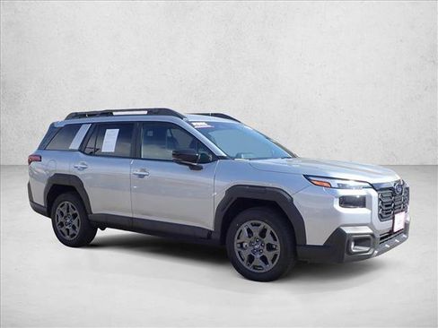 Certified 2026 Subaru Outback Premium w/ Premium/Limited Package AWD/4WD image 6
